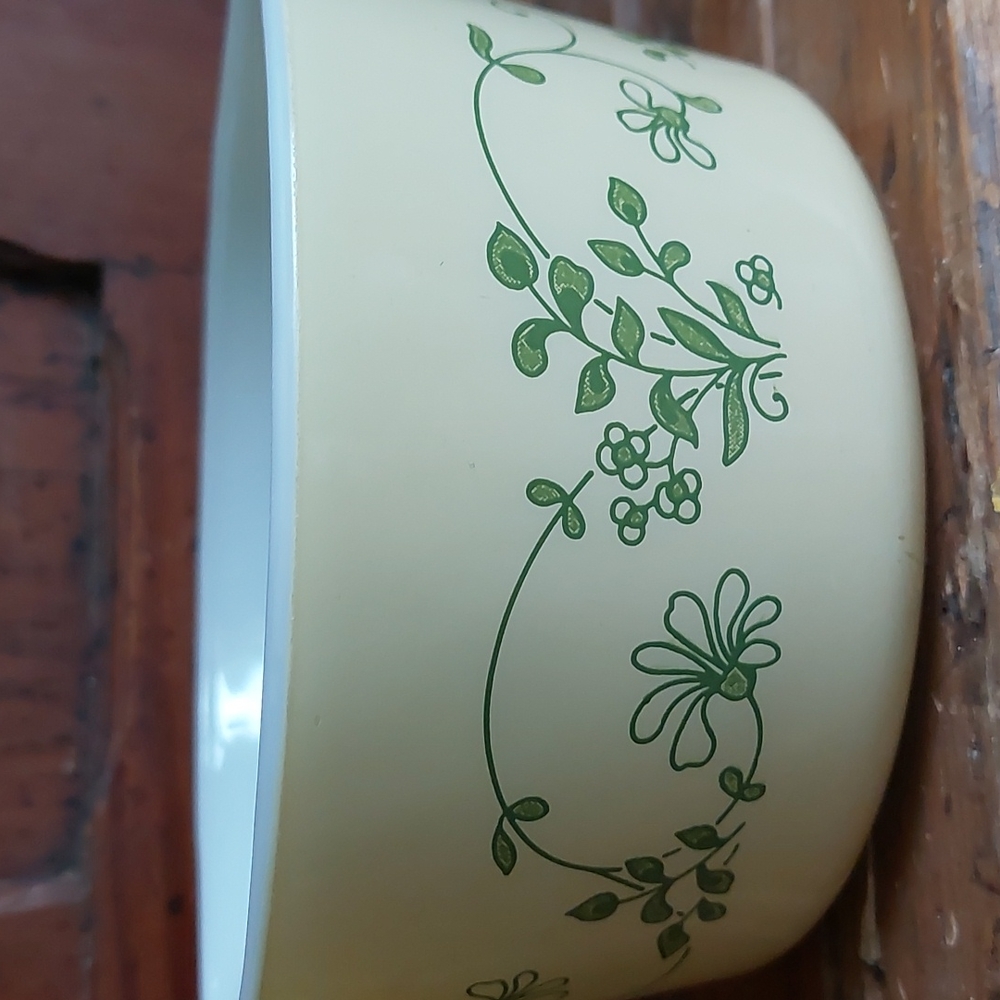Small vintage pyrex dish - Picture 2 of 2